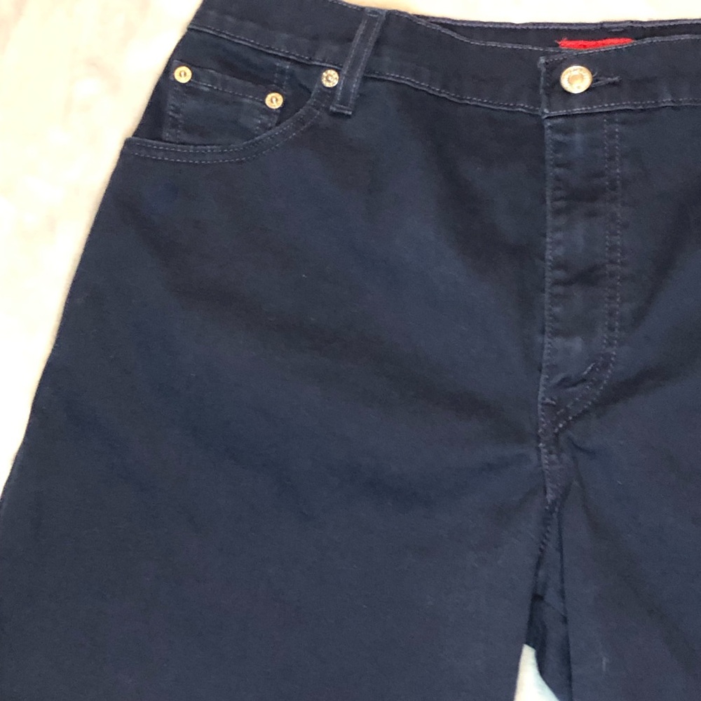 Levi's Classic Fit Stretch Jean Shorts, Dark Blue Size 16 - Picture 2 of 11